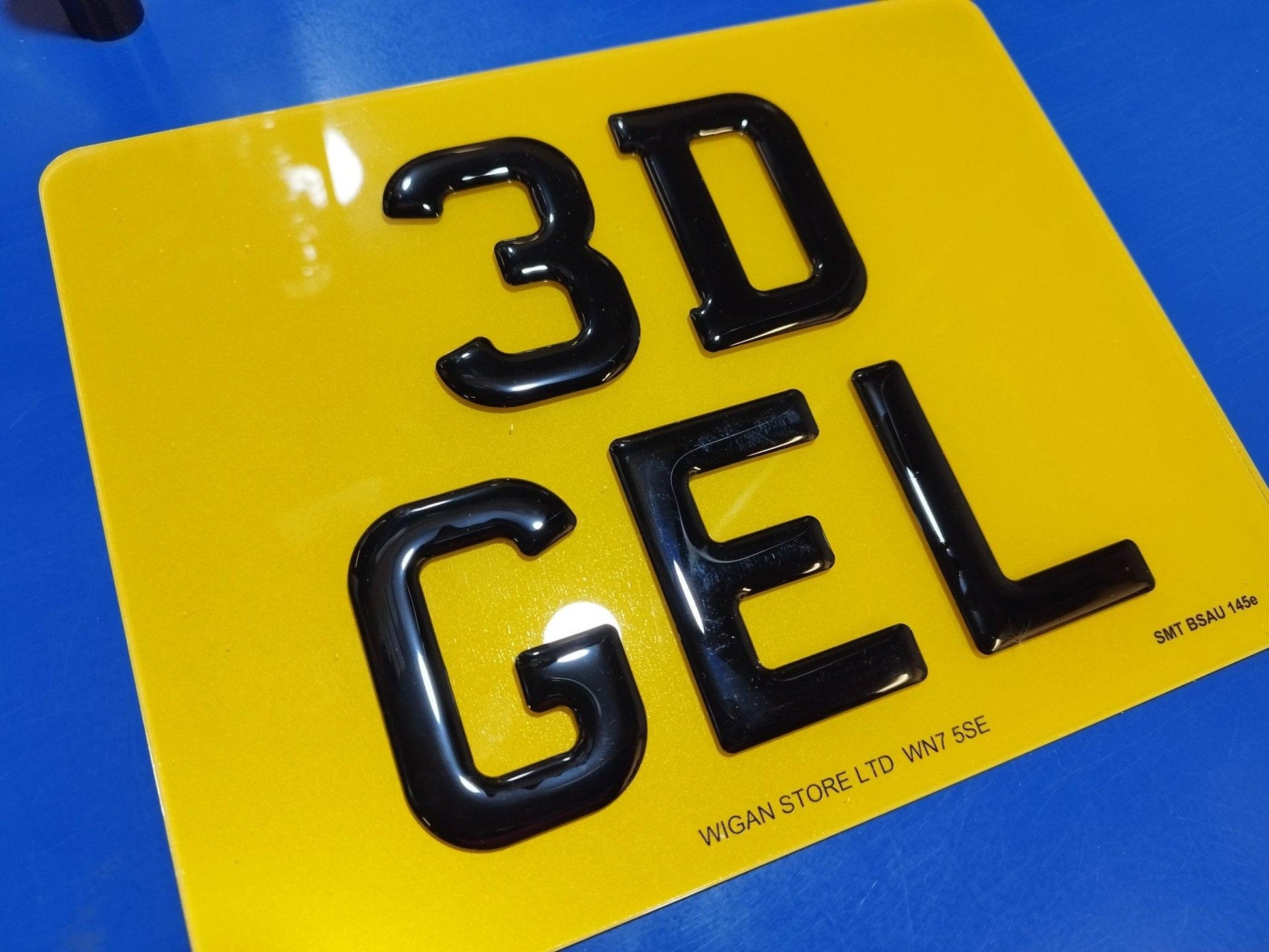 motorbike 3d gel resin domed number plate road legal motorbike gel plate in Leigh, Bolton, Wigan, 9inch x 7inch plate, Square rear number plate